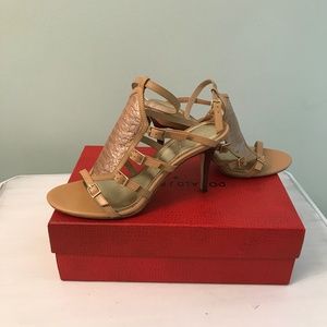 NWT Donald J.  Pline. Leather r heels